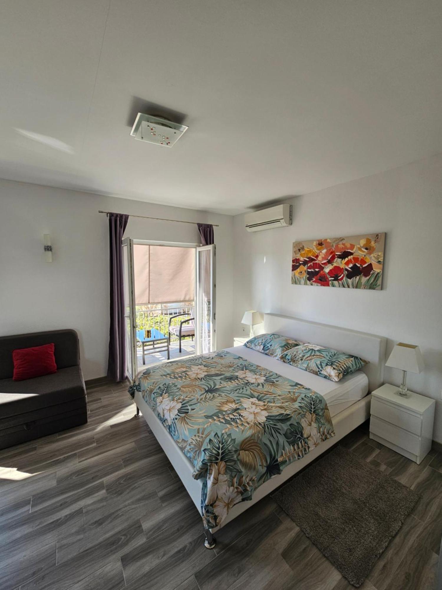 Apartments Grgic Trogir Exterior foto