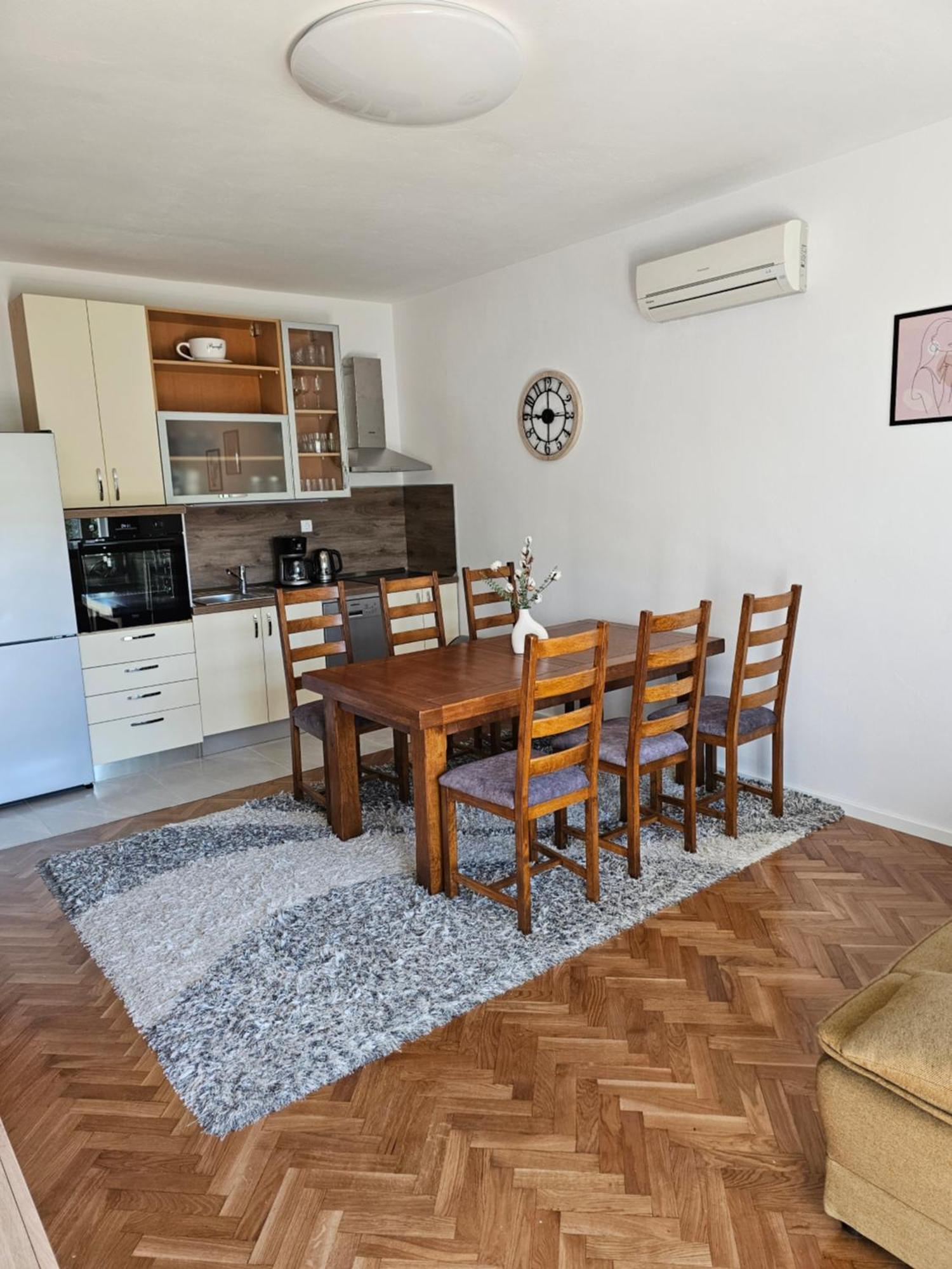 Apartments Grgic Trogir Exterior foto
